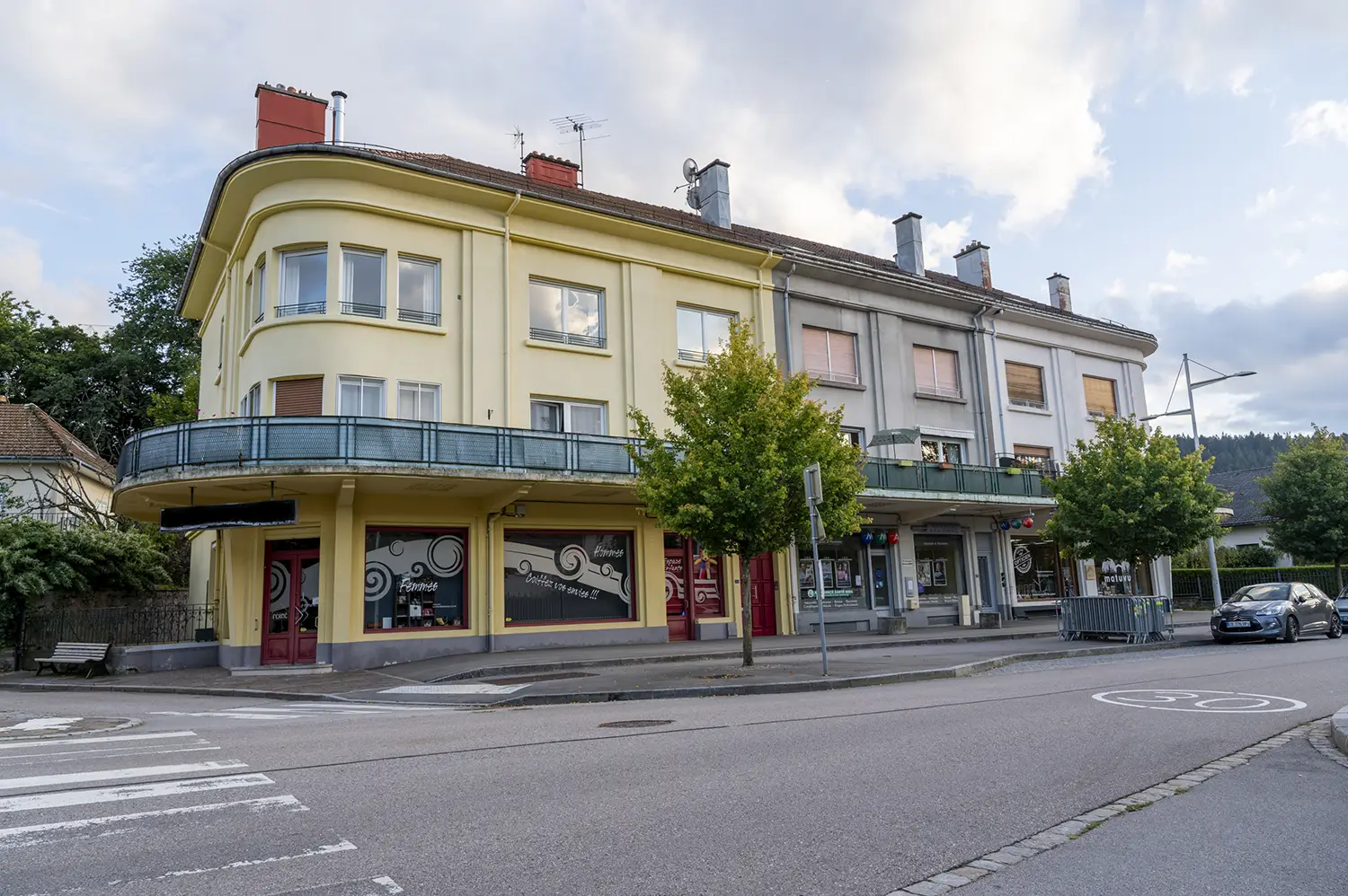 Immeuble viager Gérardmer centre – Revenus + Décote 20 % | Osez Viager Façade immeuble