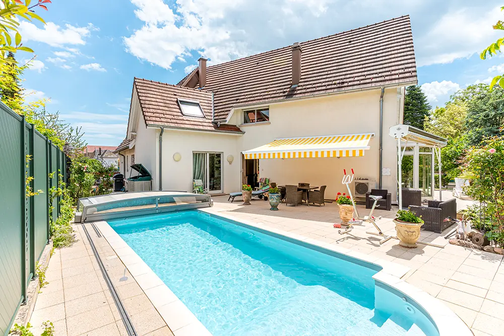 Obernai vente de nue propriete piscine